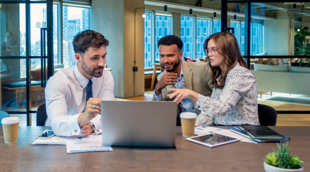 Broker meets with employees